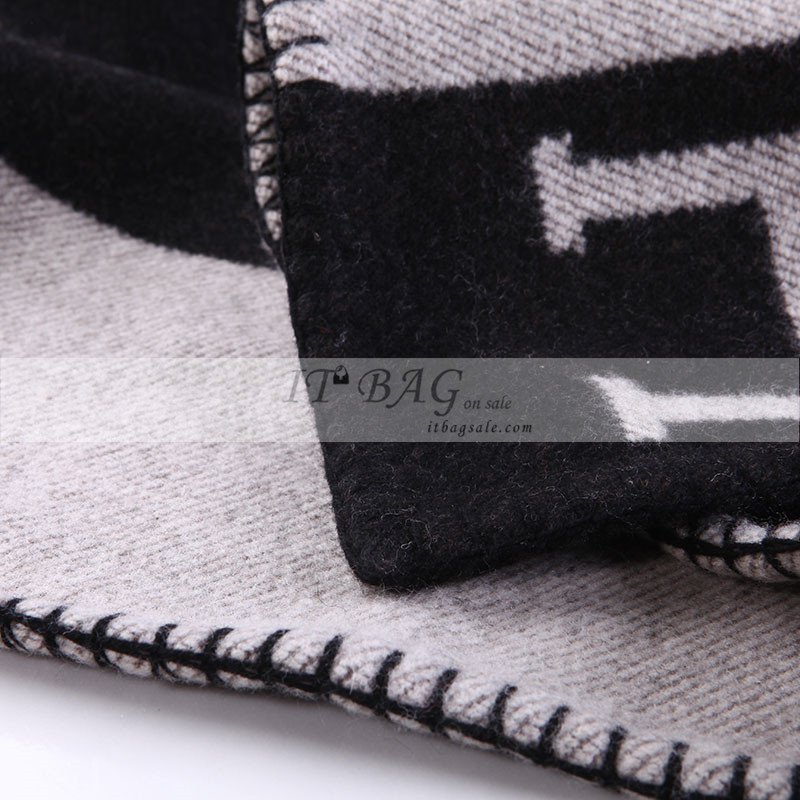Hermes Blanket Balck 5
